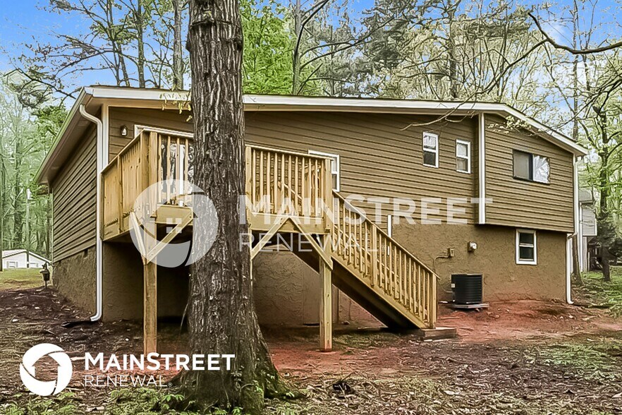 Building Photo - 3740 Jr Ln