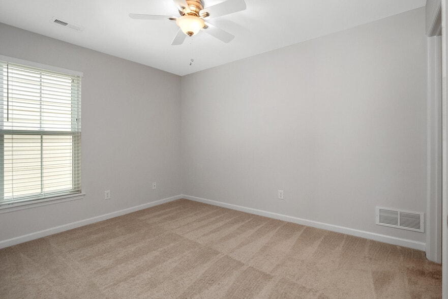 Building Photo - 3571 Wheelhouse St