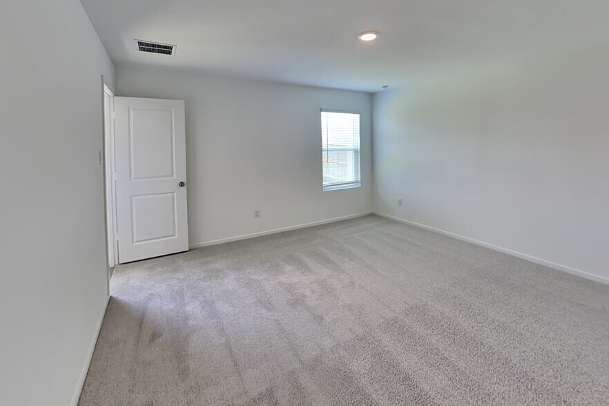 Building Photo - 922 Lago Laceno Ln