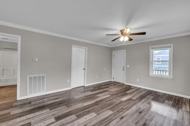 Building Photo - Cozy 2-Bed Home in East Brainerd – Quiet S...