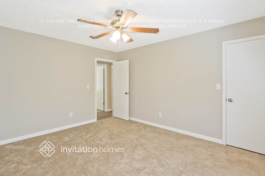 Building Photo - 6525 Emerald Pointe Cir