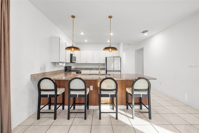 Building Photo - 7664 SW 63rd Ln Rd