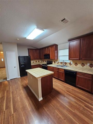 Building Photo - 605 Snowy Orchid Dr