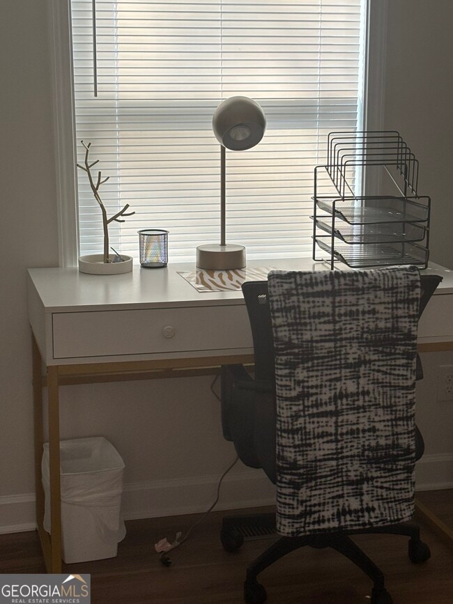 Building Photo - 100 Field Ave