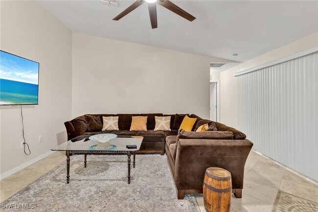 Building Photo - 15514 Crystal Lake Dr