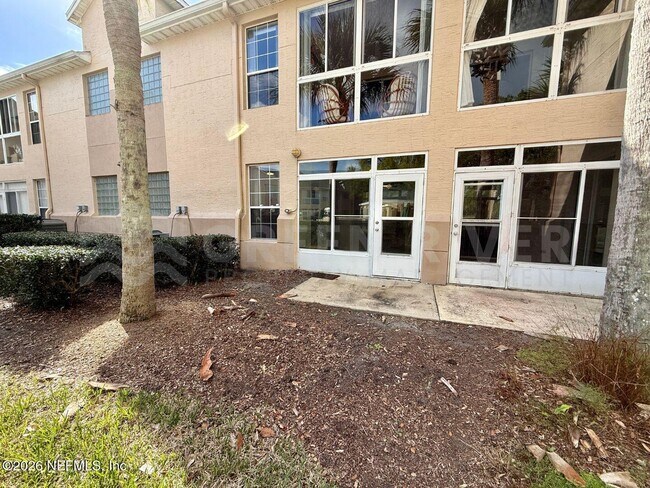 Building Photo - 204 Augusta Cir