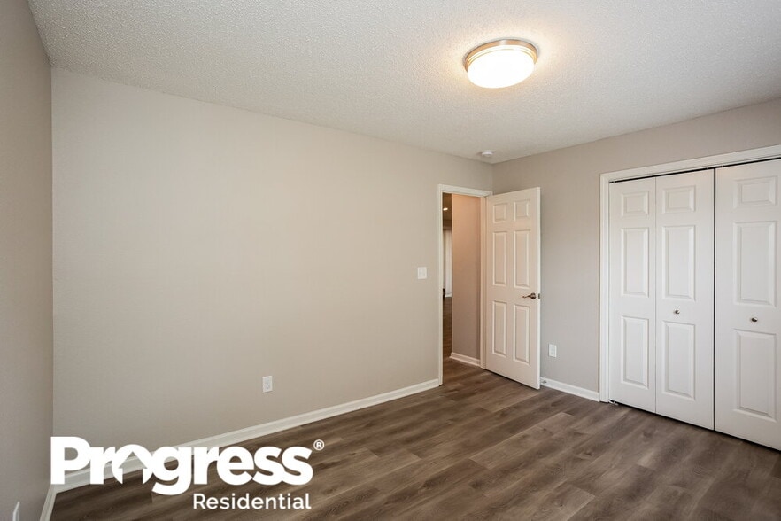 Building Photo - 8438 Kousa Dr