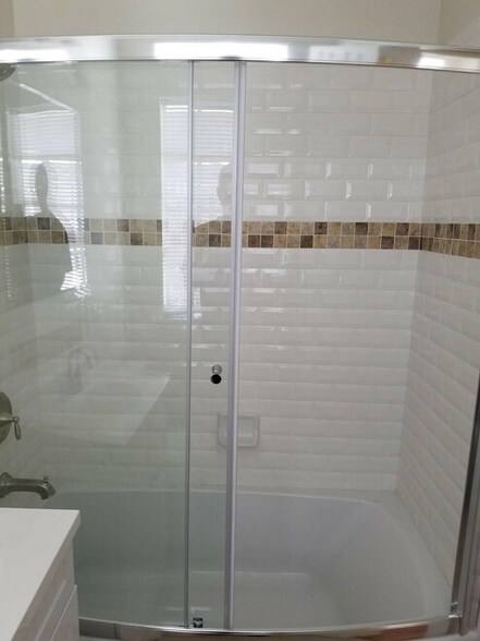 Building Photo - 34 Morris St