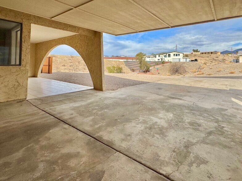 Building Photo - 3767 Kicking Horse Dr