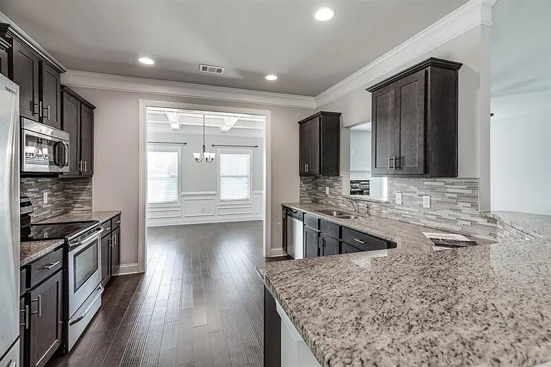 Building Photo - 614 Amaranth Trail