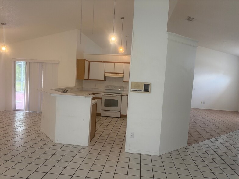 Building Photo - 3210 St Augustine Ct