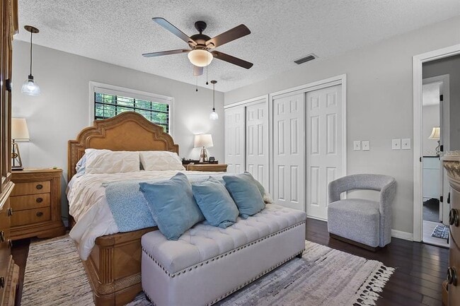 Building Photo - 889 Torchwood Dr