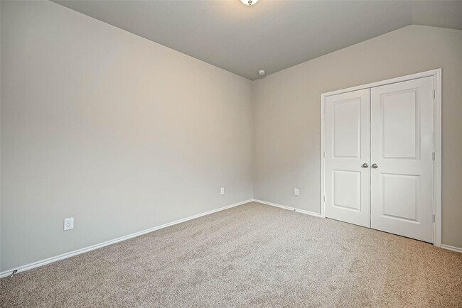 Building Photo - 1535 Munson Valley Rd