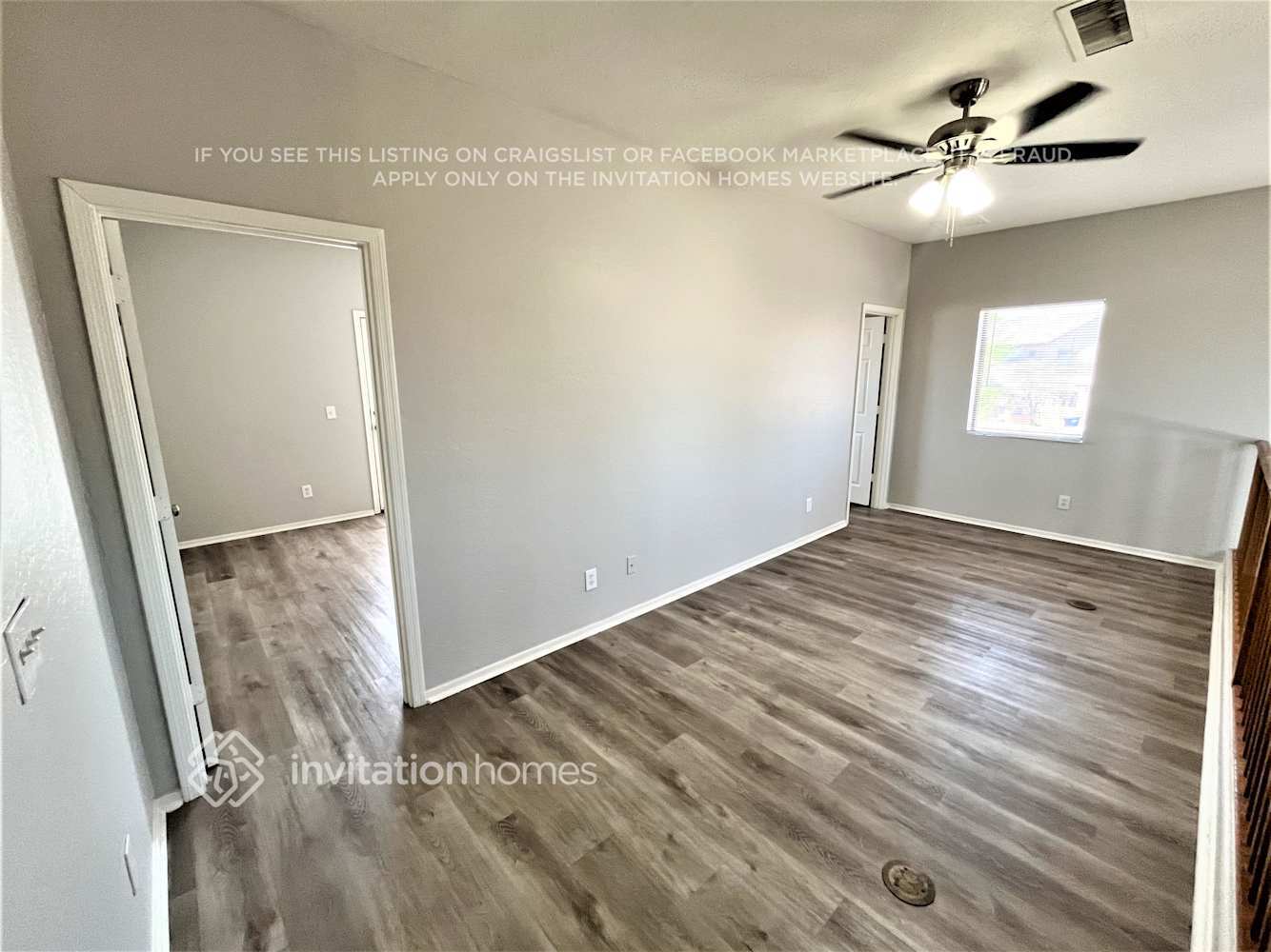 Building Photo - 13050 W Larkspur Rd