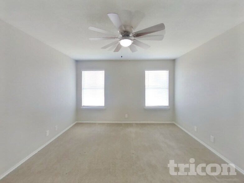 Building Photo - 16102 Ambush Grove