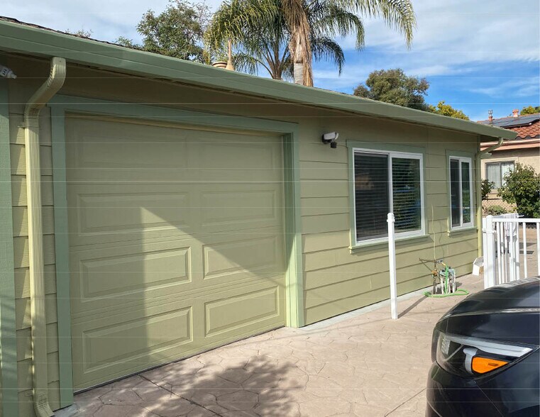 Building Photo - 14595 Jerilyn Dr