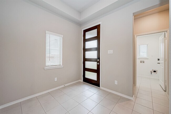 Building Photo - 31801 Pecan Cottage Ln