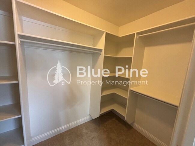 Building Photo - 6020 Bryson Ln