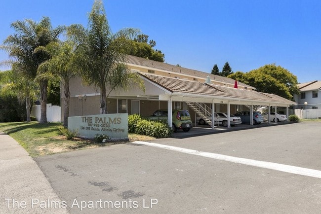 Building Photo - 136 Santa Alicia Dr