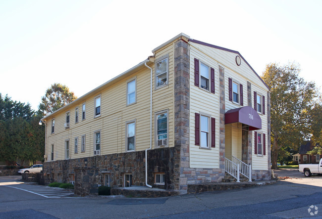 Building Photo - Terrace Garden Apartments