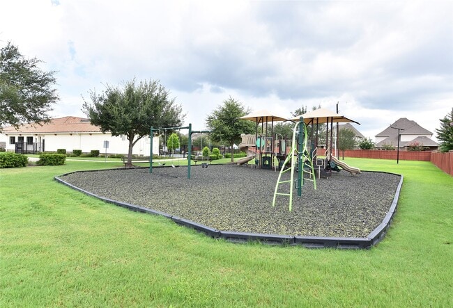 Building Photo - 13117 Stoneleigh Terrace Dr