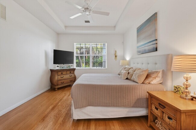 Building Photo - 425 SW Talquin Ln