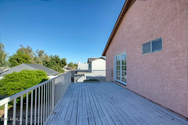 Building Photo - 7874 W Beryl Ave