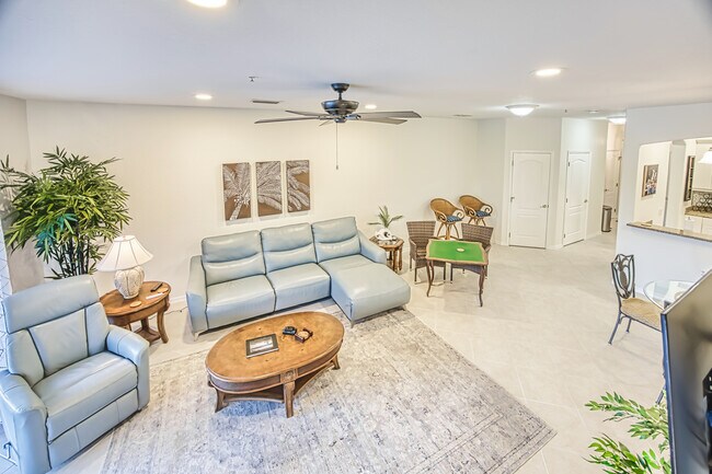 Building Photo - 3111 Cottonwood Bend