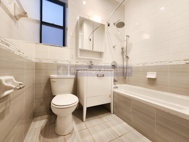 Building Photo - 126 West 112th Street
