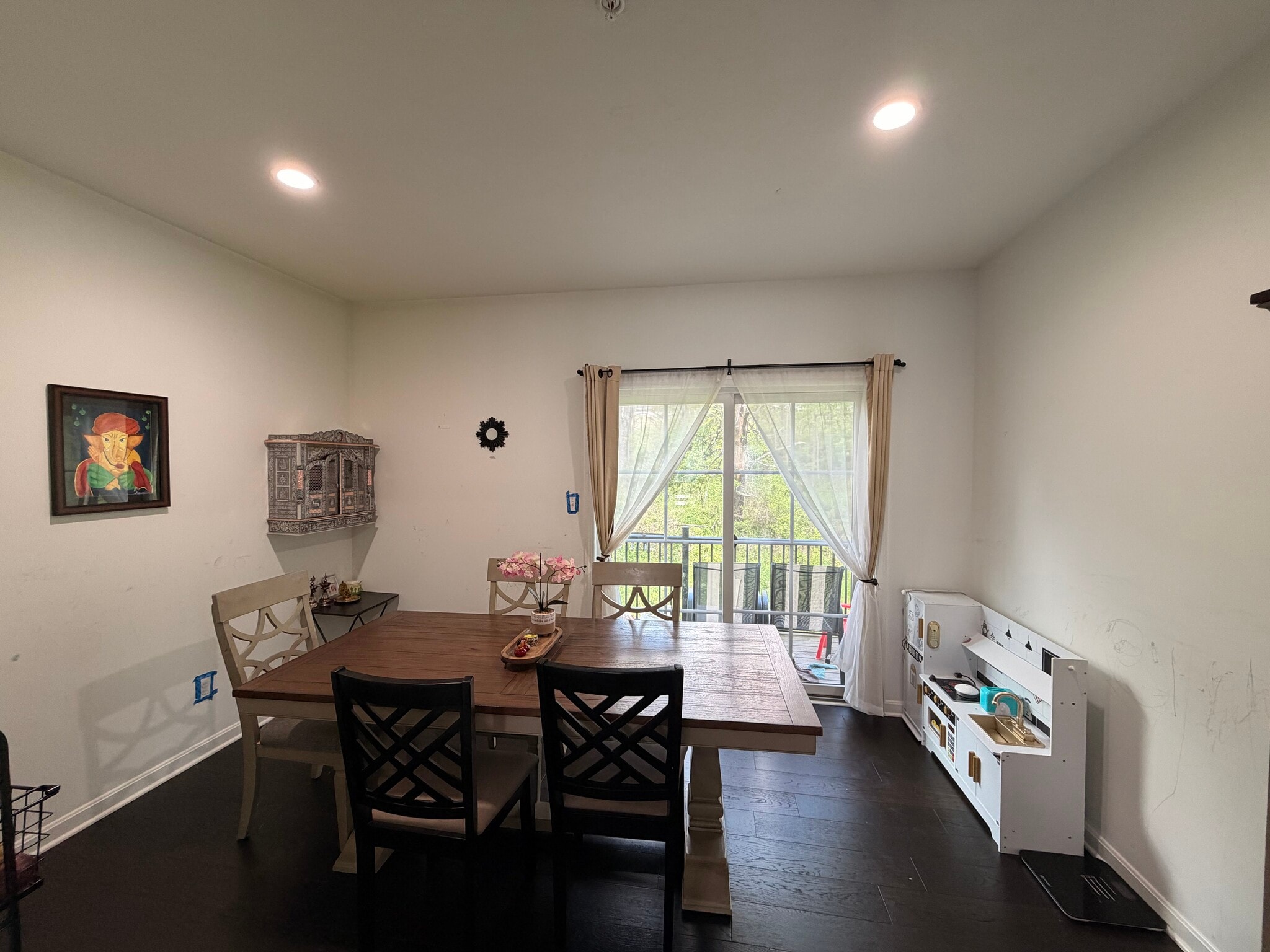 Building Photo - 310 Thurgood Dr