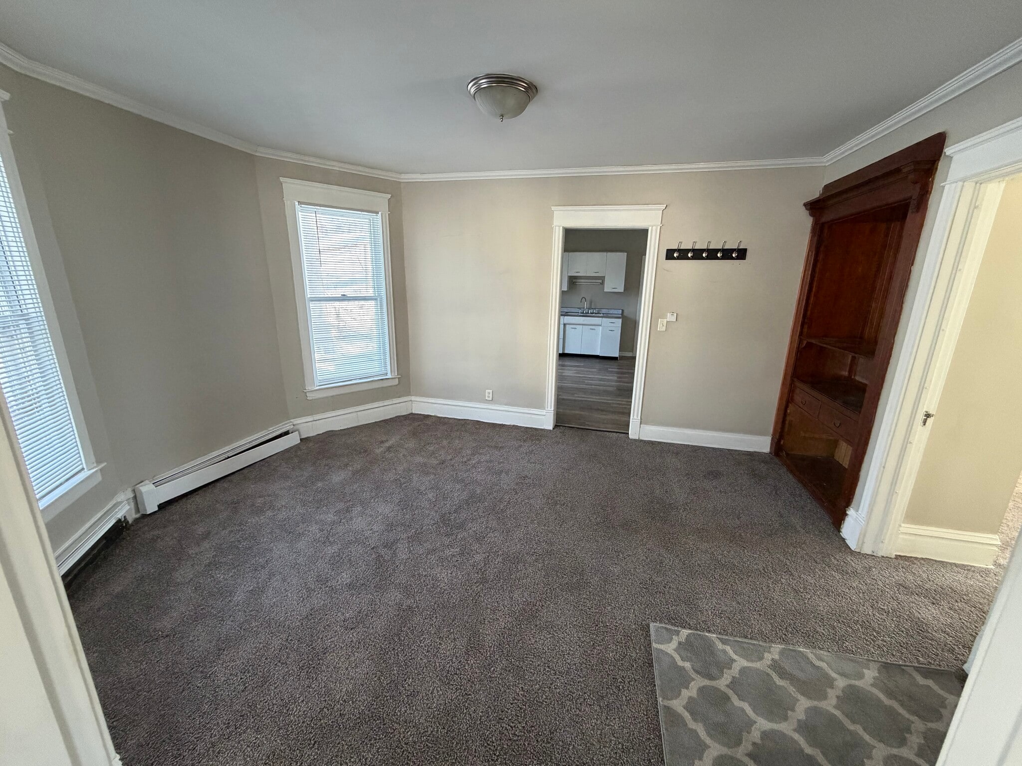 Building Photo - 220 E Racine St