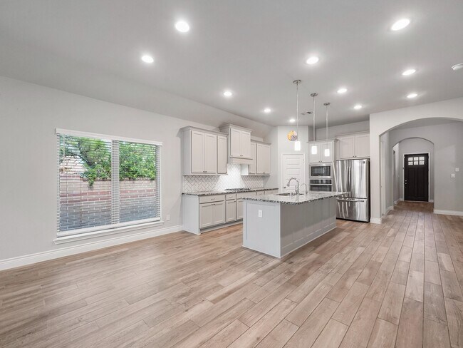 Building Photo - 15039 Montezuma Quail Dr