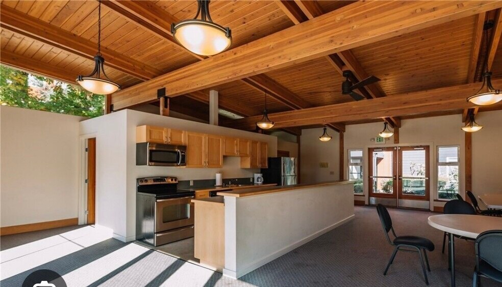 Building Photo - 7001 Sand Point Way NE