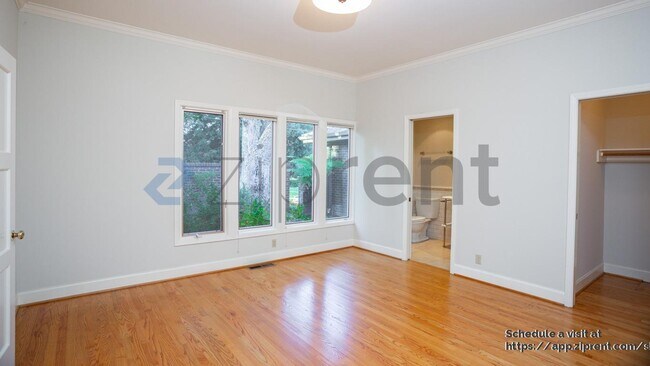 Building Photo - 16000 Greenwood Rd