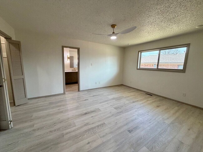 Building Photo - Beautifully Remodeled 3 Bedroom 2 Bathroom Home Available for Rent