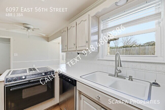 Building Photo - 6097 E 56th St