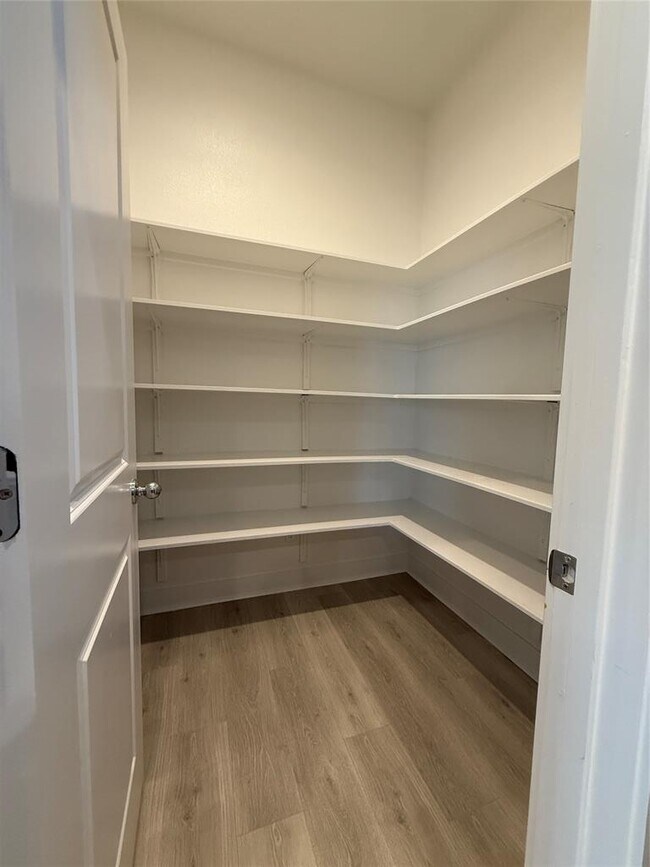 Building Photo - 2200 Grenache Dr
