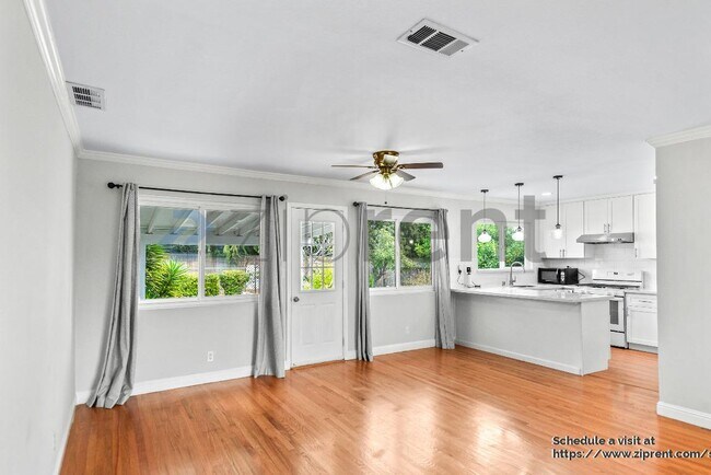 Building Photo - 8367 Cavalier Ln