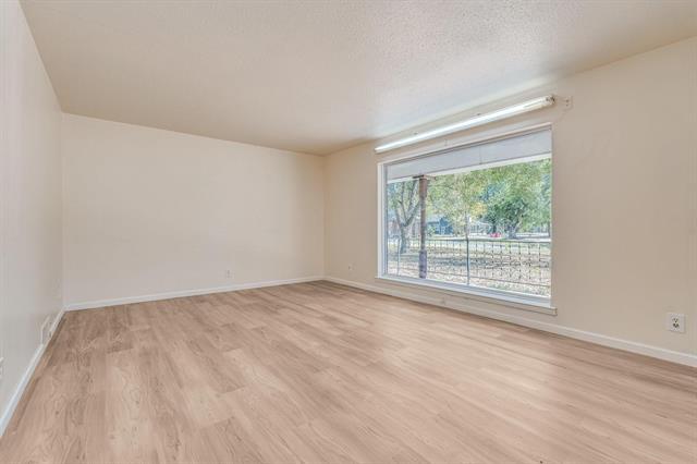 Building Photo - 921 Evans St