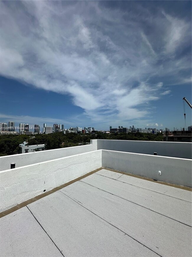 Building Photo - 3422 NW 5th Ave