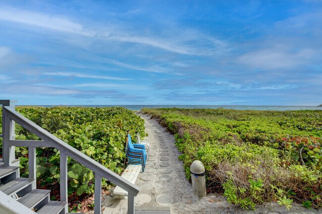 Building Photo - 2155 S Ocean Blvd
