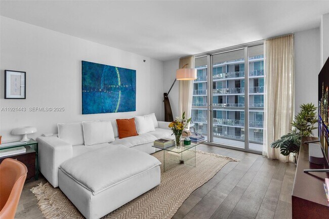 Building Photo - 55 SE 6th St