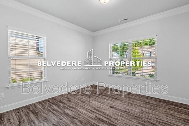 Building Photo - 5749 Marblehead Dr