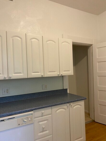 Building Photo - 514 Ivy St