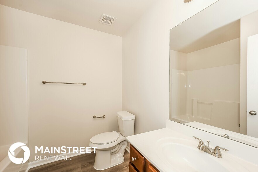 Building Photo - 7685 Battle Way