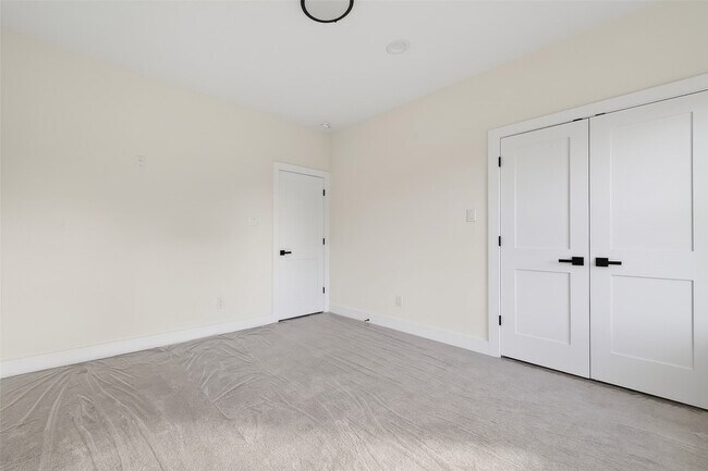 Building Photo - 12319 New Jordan Ln