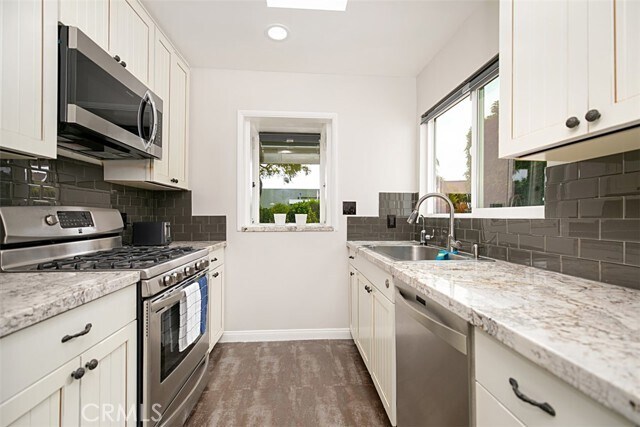 Building Photo - 967 Oriole Dr