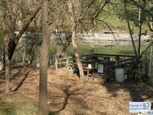 Building Photo - NEW ON MARKET /// RIVER FRONT CABIN AVAILABLE!!