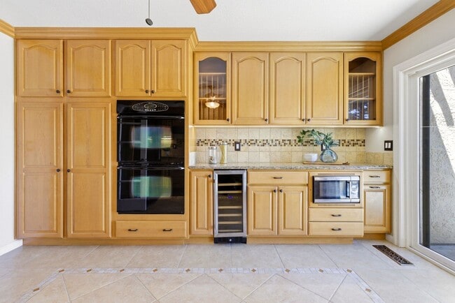 Building Photo - 3279 Mt Diablo Ct