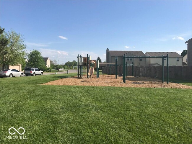 Building Photo - 10937 Snowdrop Way